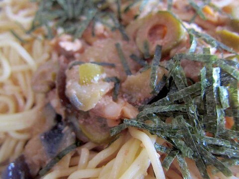 炒め茄子と鱈子オリーブ海苔パスタ